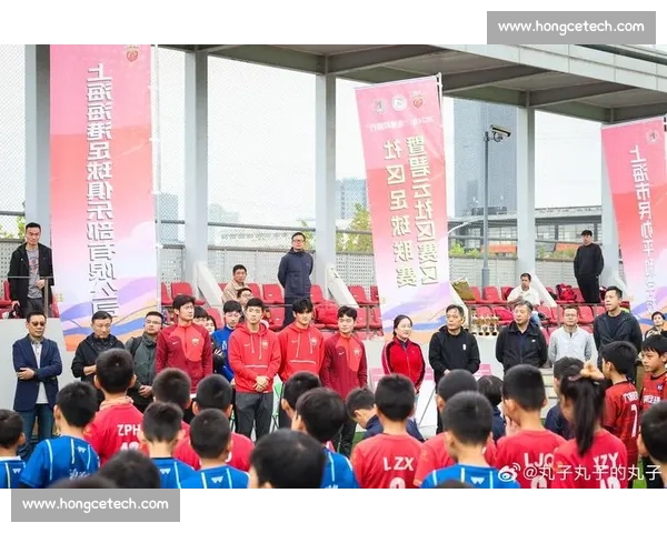 聚合全球足球赛事视频在线播放与精彩集锦互动社区综合平台中心体验 - 副本 (2)